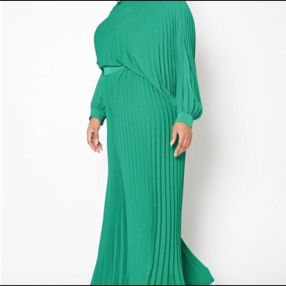 Royal Green Pleated 2 PC Set